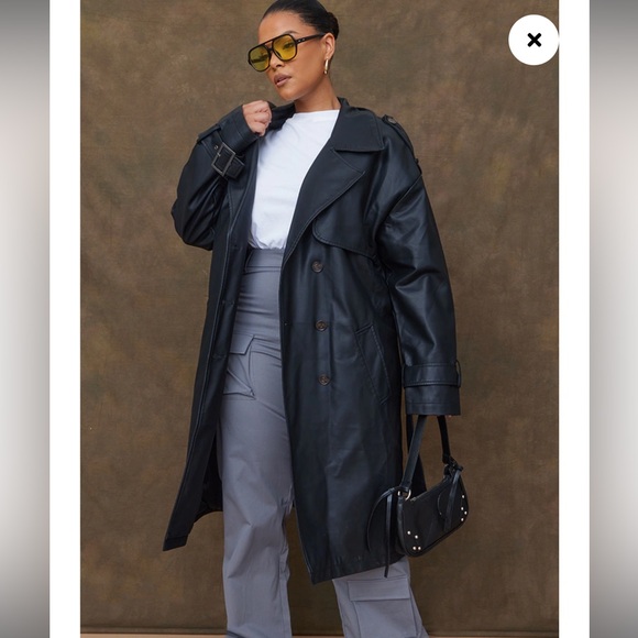 Plus Black Faux Leather Statement Buckle Trench Coat - Picture 3 of 10